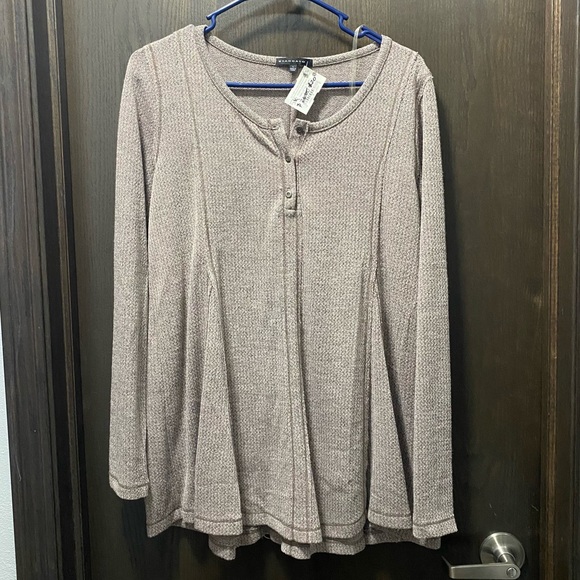 Staccato Tops - NWT | Staccato | Long Sleeve